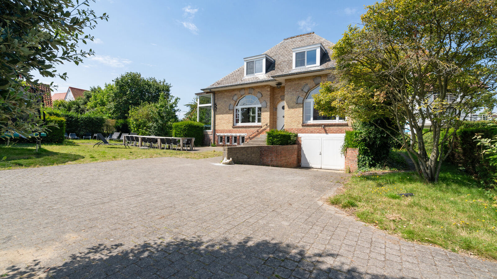 Villa for sale in Sint-Idesbald